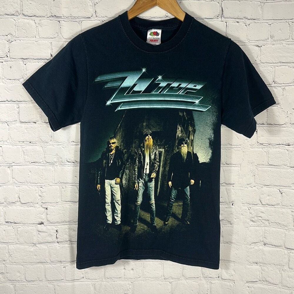 ZZ Top Black Band Concert Tee Shirt size S Small Fruit of the Loom Heavy Cotton